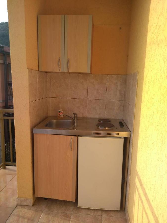 Vito Apartments Sutomore Exterior foto